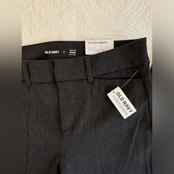 Old Navy NWT High Rise Pixie Split Hem - Picture 5 of 6